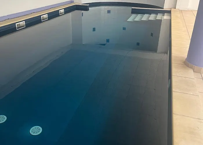 Uzes Appart Hotel Residence Le Mas Des Oliviers
